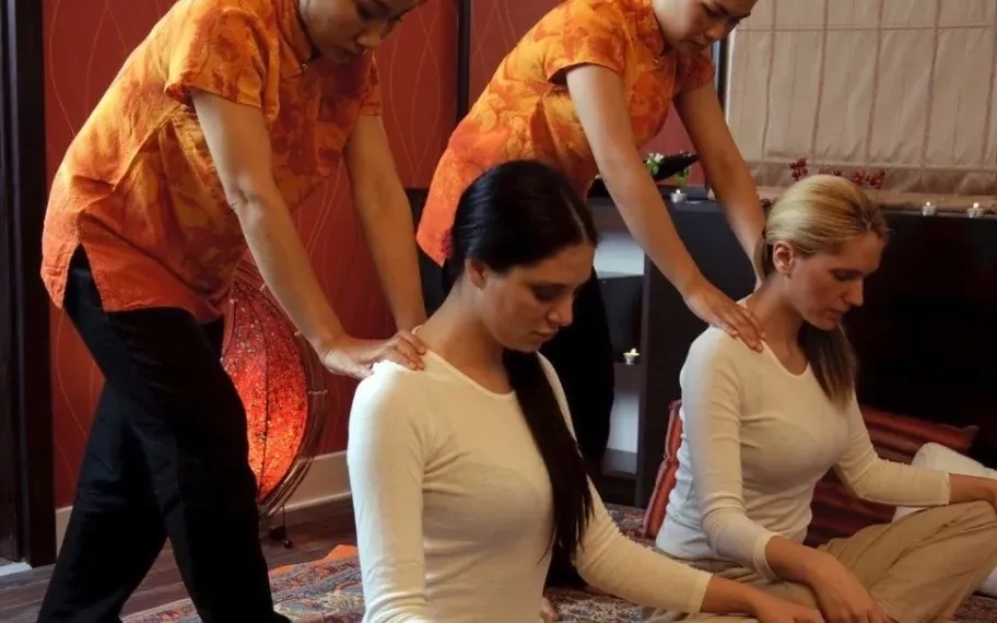 Massage Thaï Traditionnel - 2h en Duo