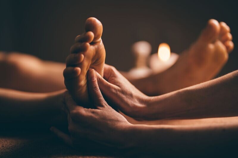 Package - Massage aux huiles aromatiques et réflexologie plantaire - 1h30 - duo