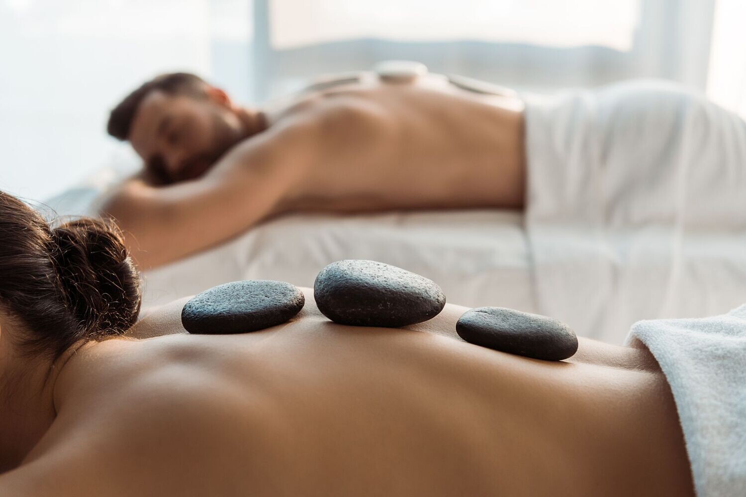 Promo - Golden Sensation - Massage aux huiles chaudes et pierres chaudes en Duo - 1h30