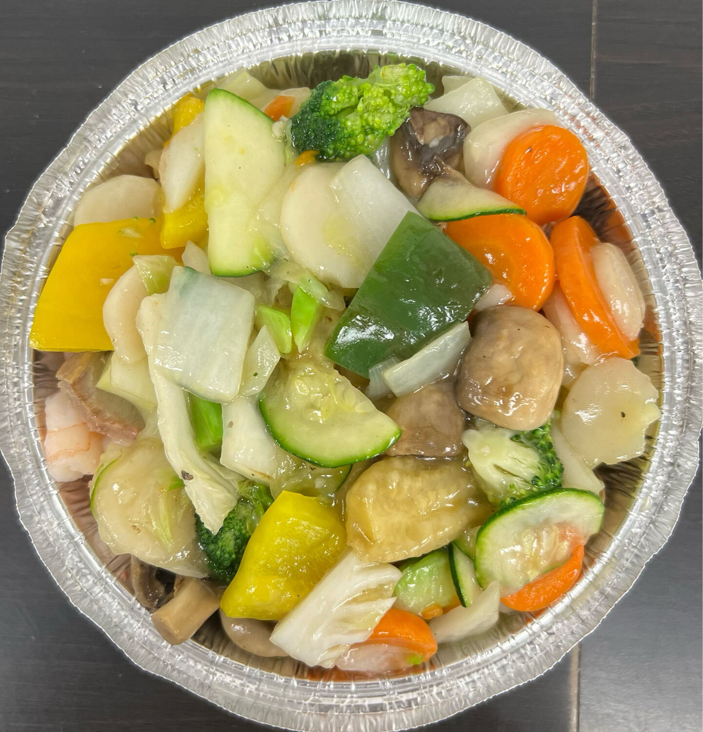 Moo Goo Guy Pan
Morceaux de poulet blanc
et légumes chinois