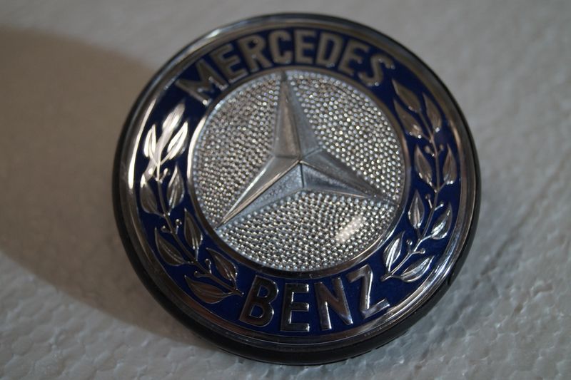 #003 Classic Mercedes Emblem / badge / ornament for engine hood