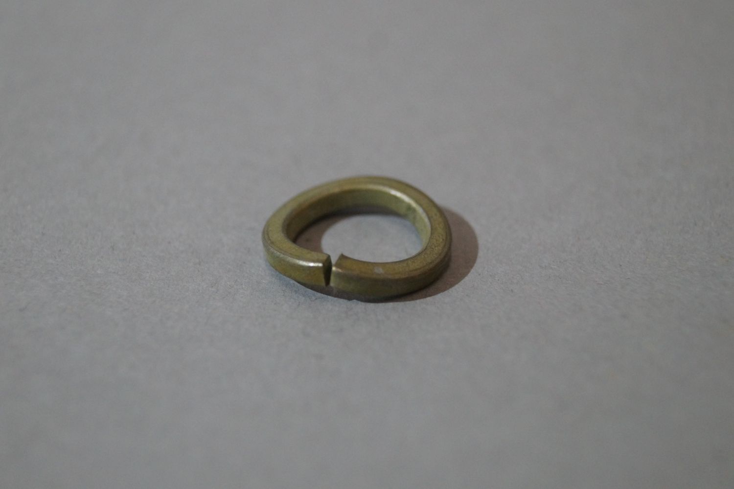 #075 Spring Ring