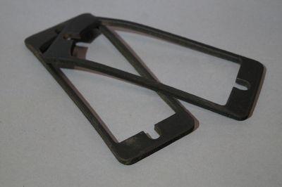 #165 Seal for turn signal indicator #163, used