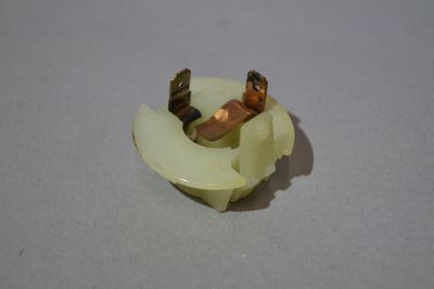 #166 Socket for light bulb in turn signal indicator #163