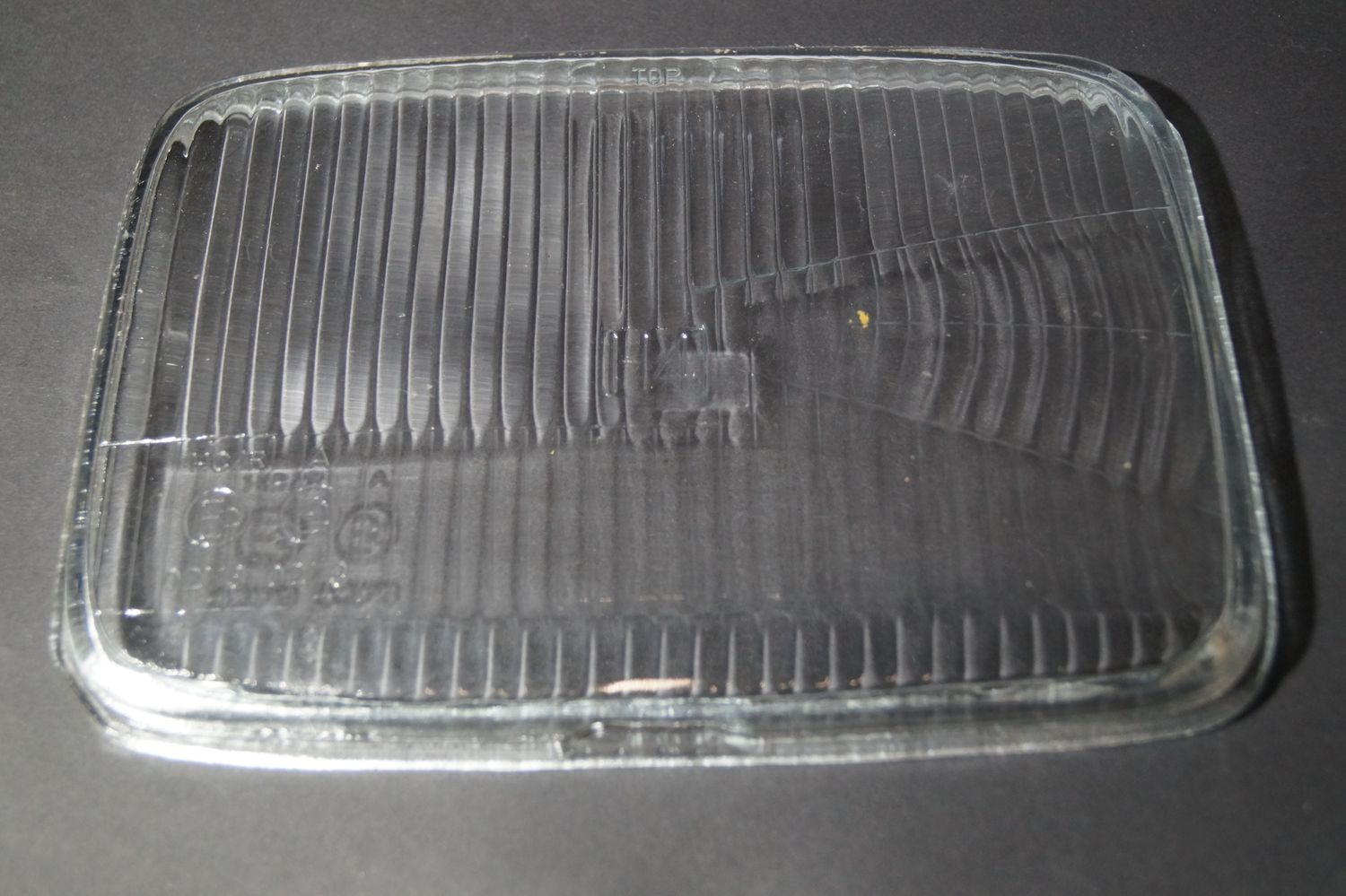 #044 Lens / Glass for Metal Headlight Lampunit Right, H4, Atermarket