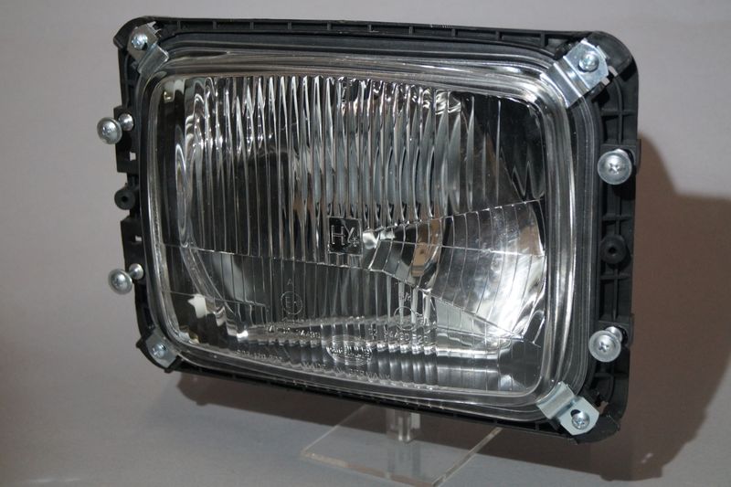 #065 Lampunit Headlight Hella, Right, H4