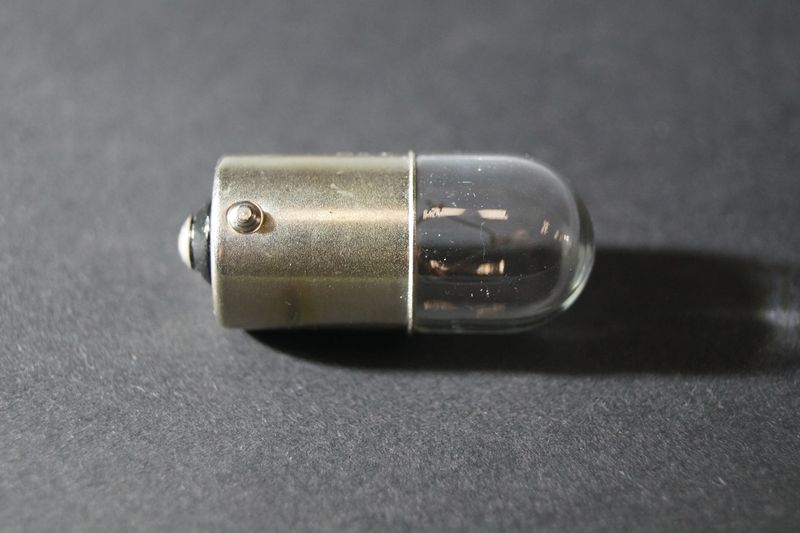 #085 Lightbulb for Clear &amp; Red Modern Top-Light #80-A