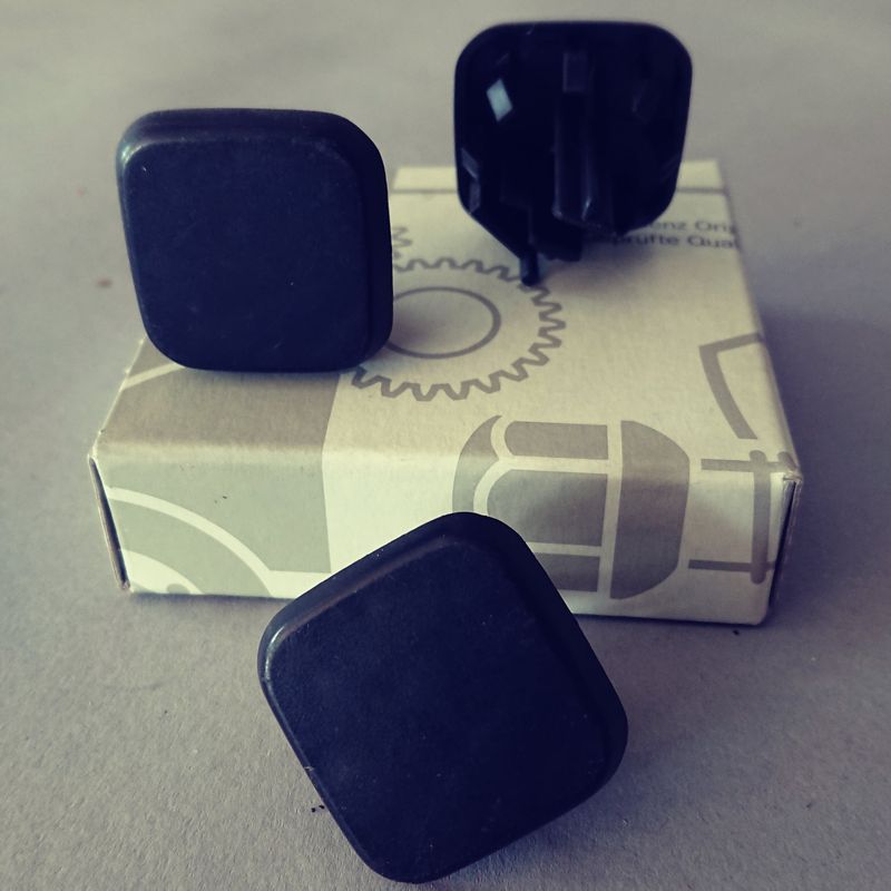 #760 Dashboard Switch Delete Plate 'used'