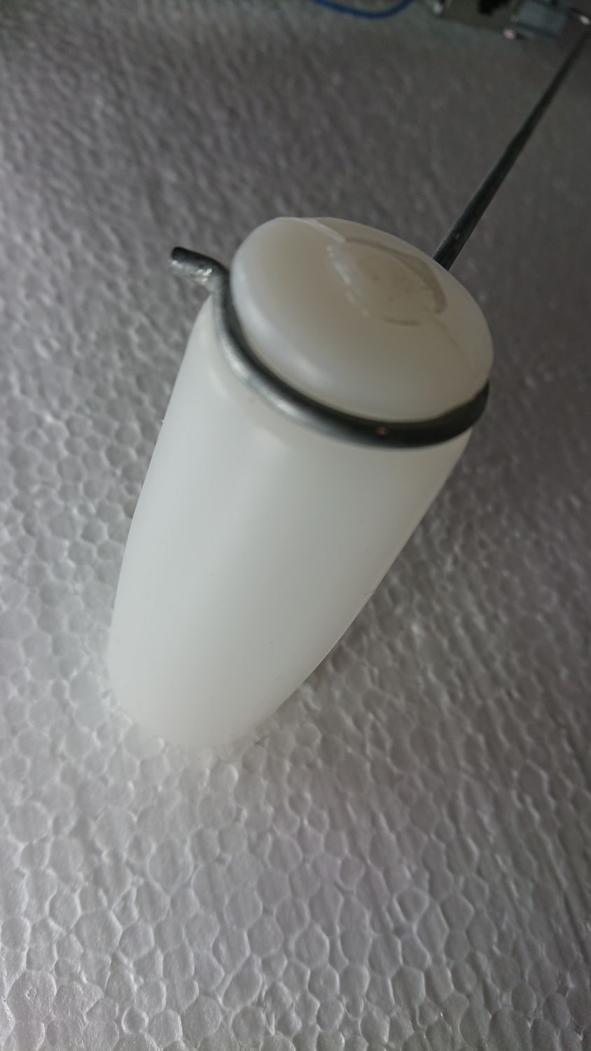 Flotteur pour capteur de niveau de carburant