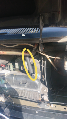 Drain / hose for heaterbox in enginebay