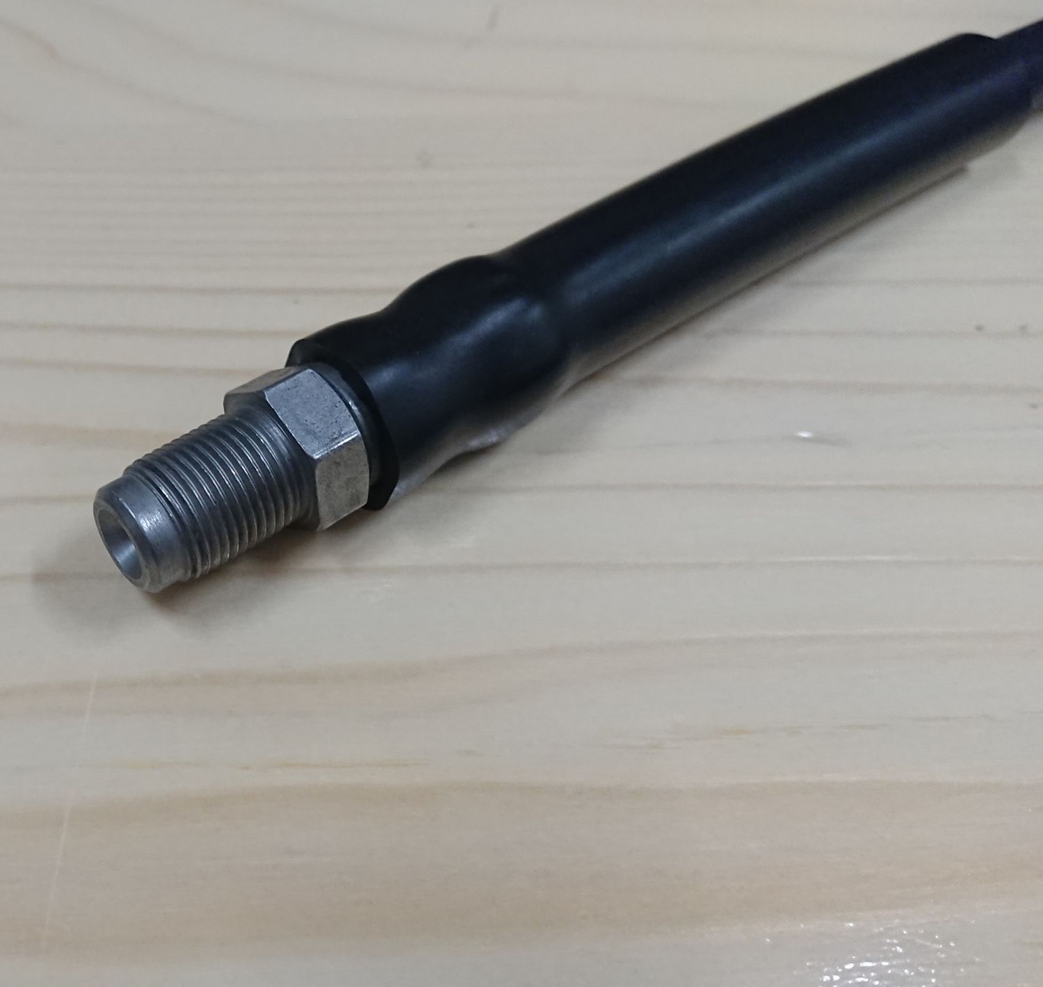 Flexible Hose / Brake Hose for brakes at the front wheels