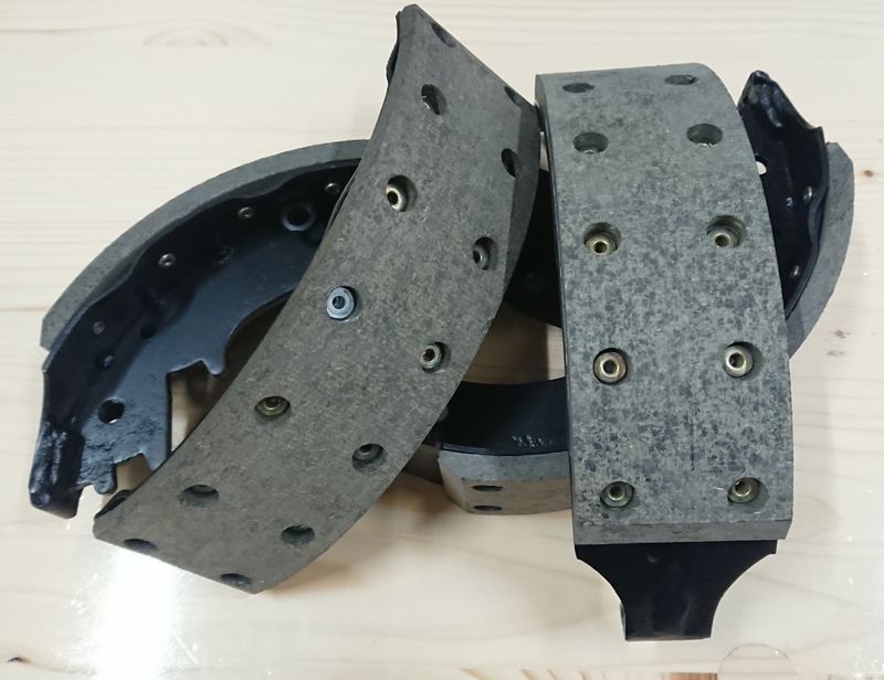 FULL SET Brake Shoes. Refurbished, standard size 10mm x 70mm, for all 4 wheels!