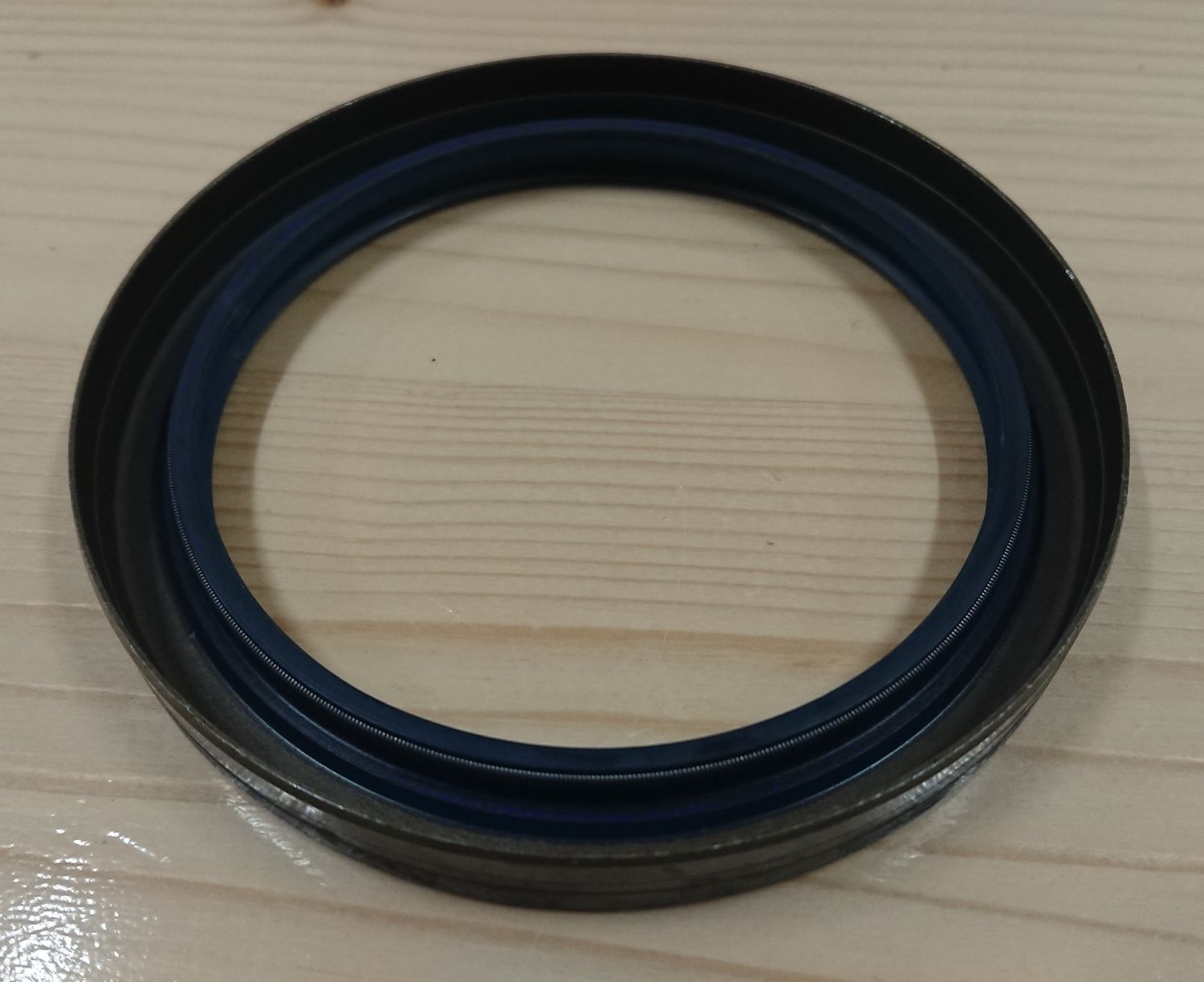 Oil seal for rear axle bearing 608D etc