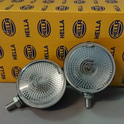 #020 2x Lampunit on Bumper-corner Hella. SET