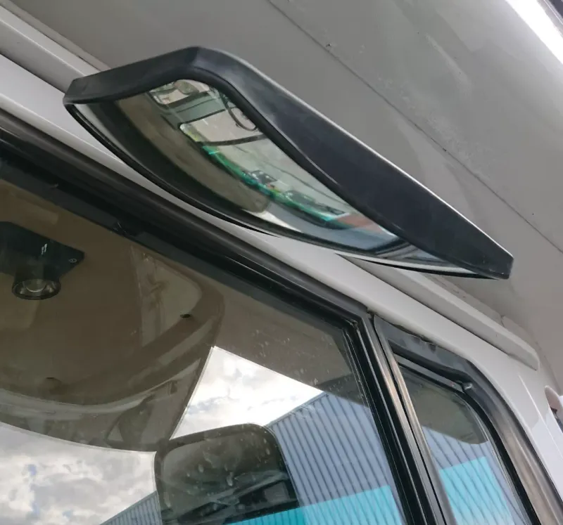 #306 Curb-side / Sidewalk Mirror