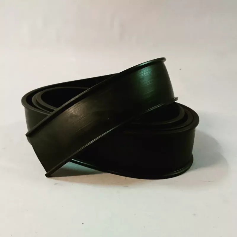 Rubber seal for the 80 liter fueltank holder