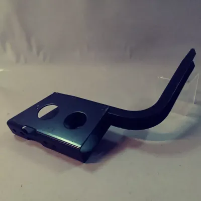 Holder for 80 liter fueltank