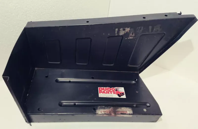 Entry step , Right side cabin