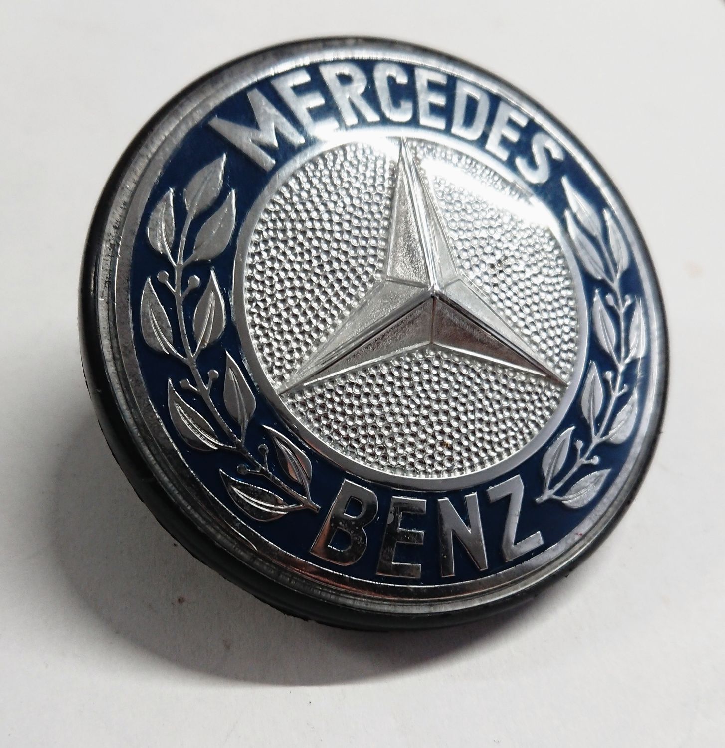 #003 Classic Mercedes Emblem / badge / ornament for engine hood