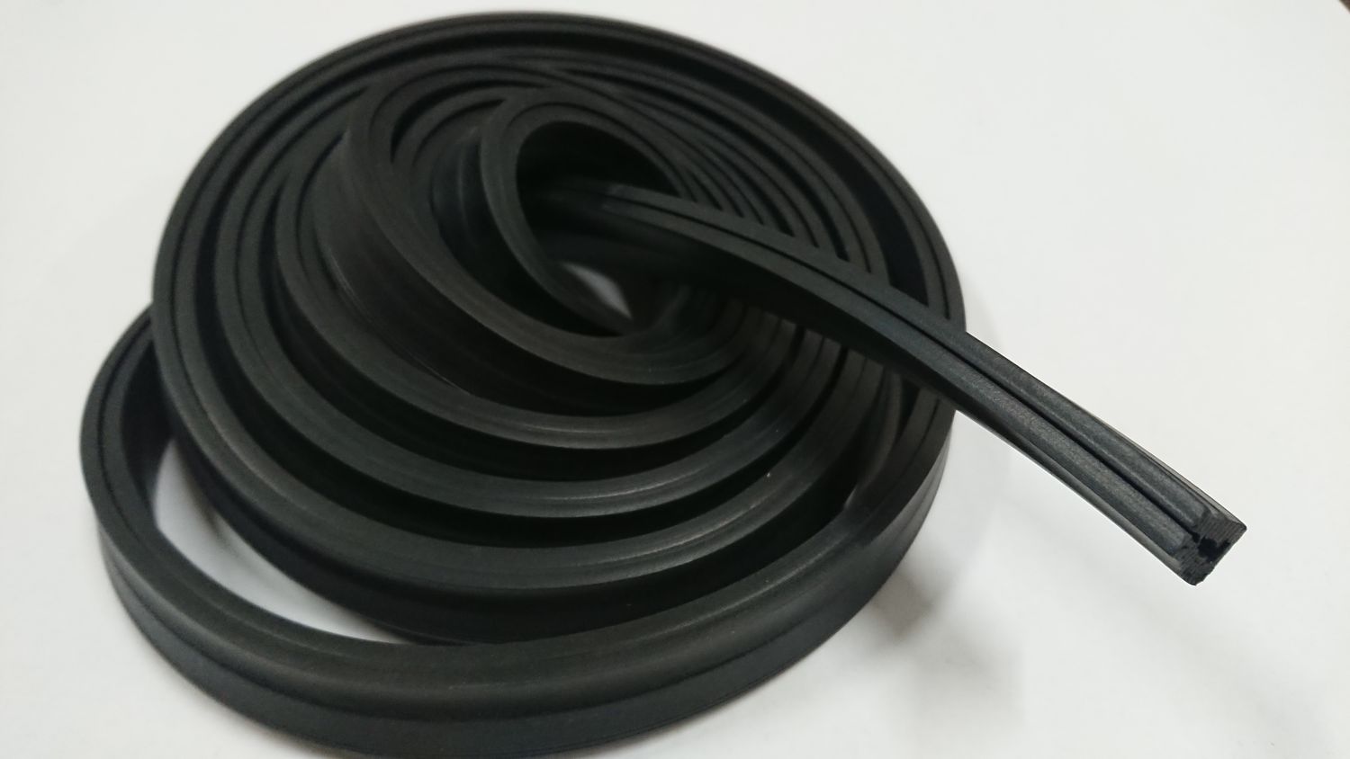 #131 Holding seal for  Roll-Down Window