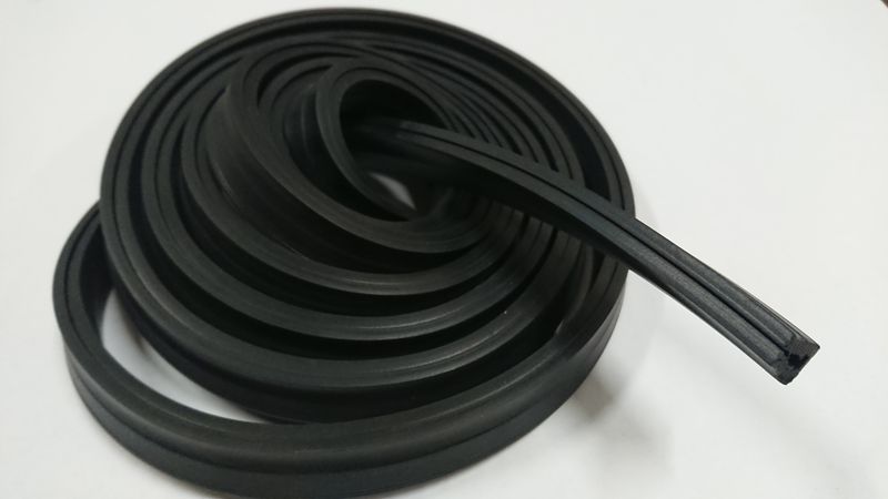 #131 Holding seal for  Roll-Down Window