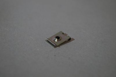 #172 Clip-Type Nut for turn signal indicator