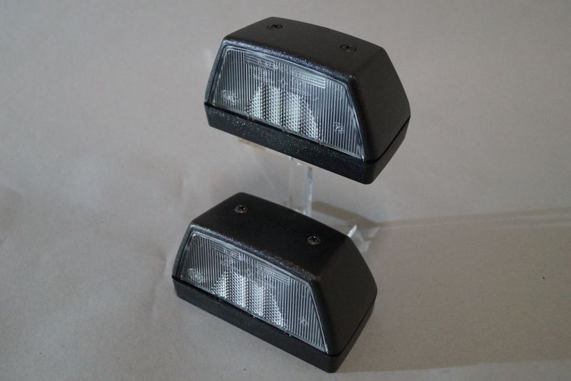 #576 Licence plate light unit SET