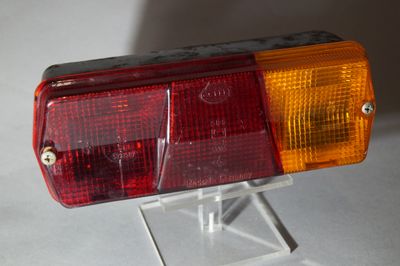 #600 Tail light unit right-side, Metal version, USED
