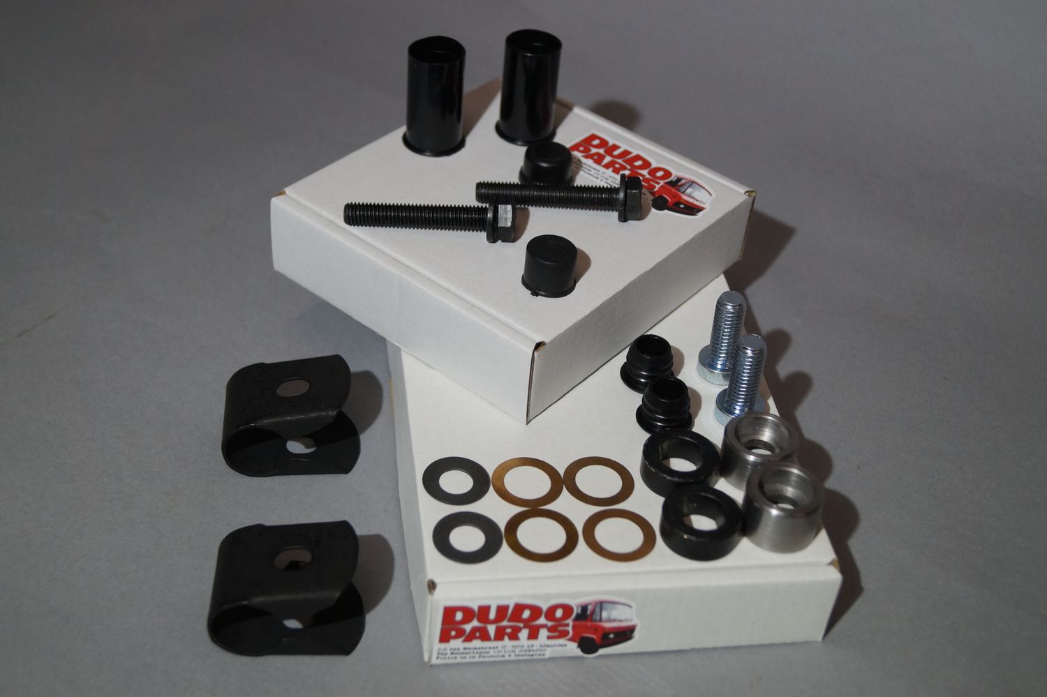 #110 Mounting kit for TWO mirrors and holders