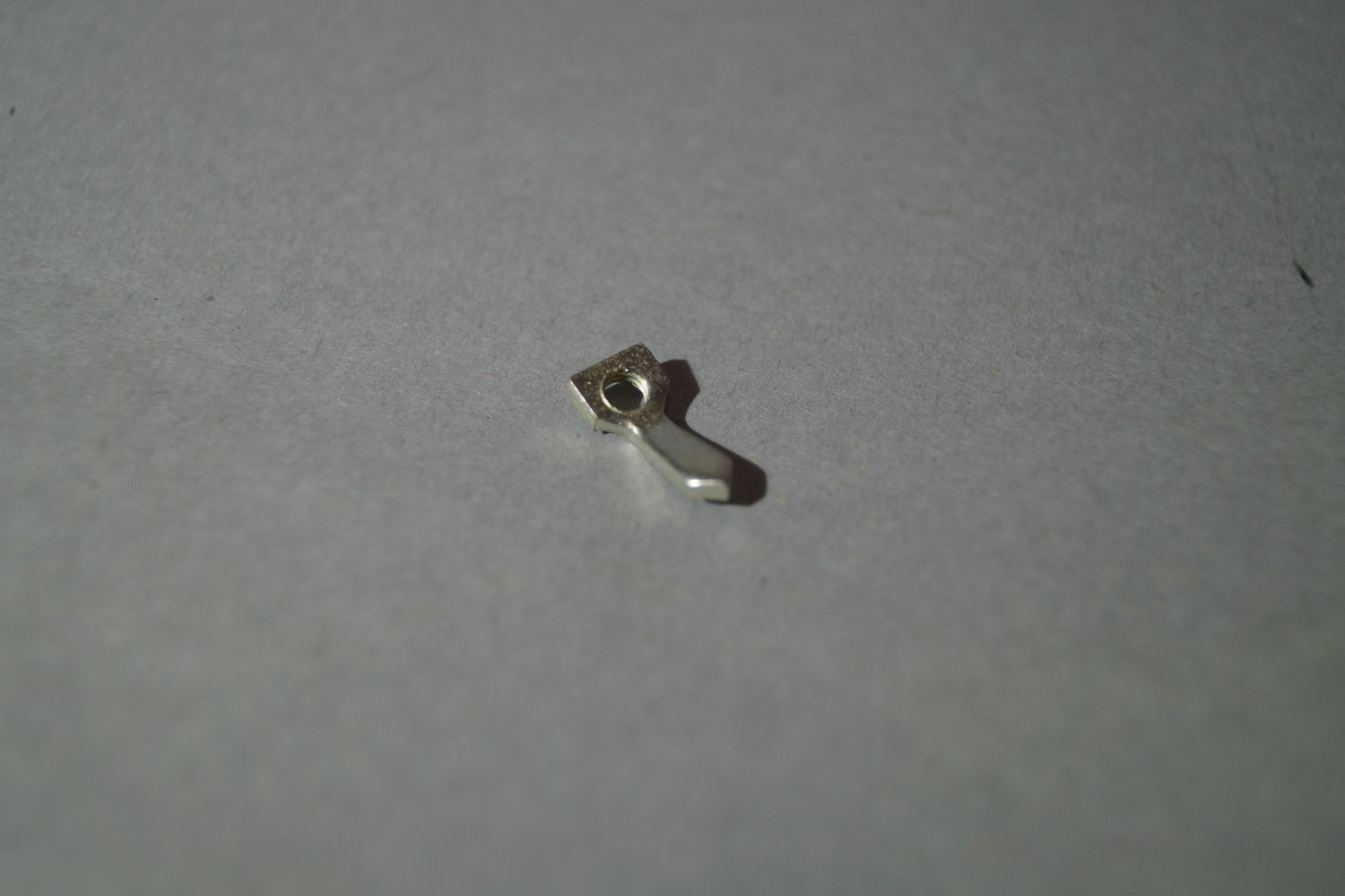 #024 Headlight adjustment Clip SHORT