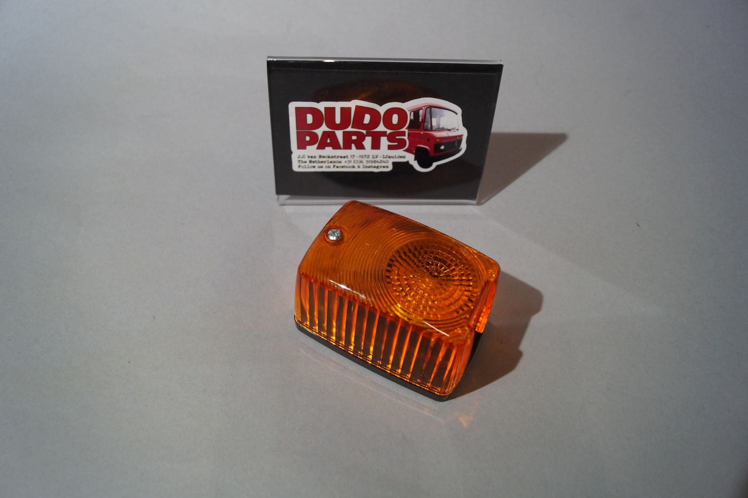 #321 Turn signal, side indicator, type B
