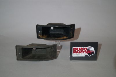 #162 Turn signal indicator Seal, front LEFT side, used