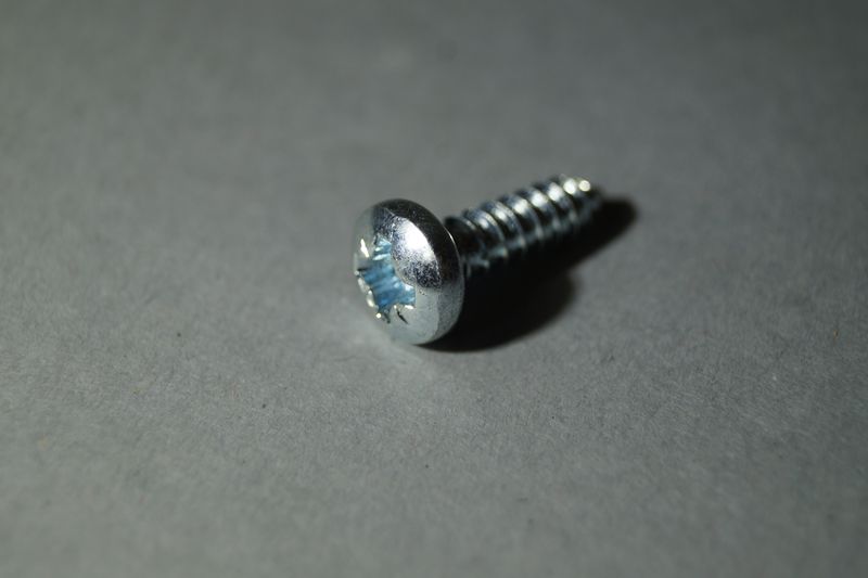 #019 Screw, Metal Head light to body