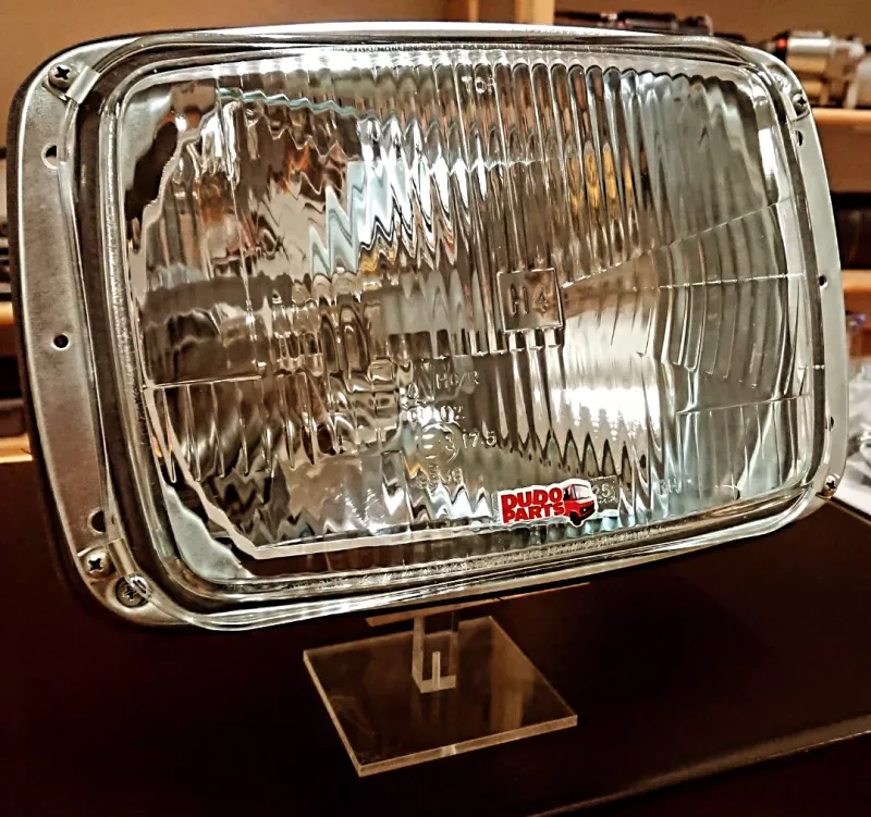 #041 Refurbished Headlight unit LEFT H4 12V / 24V