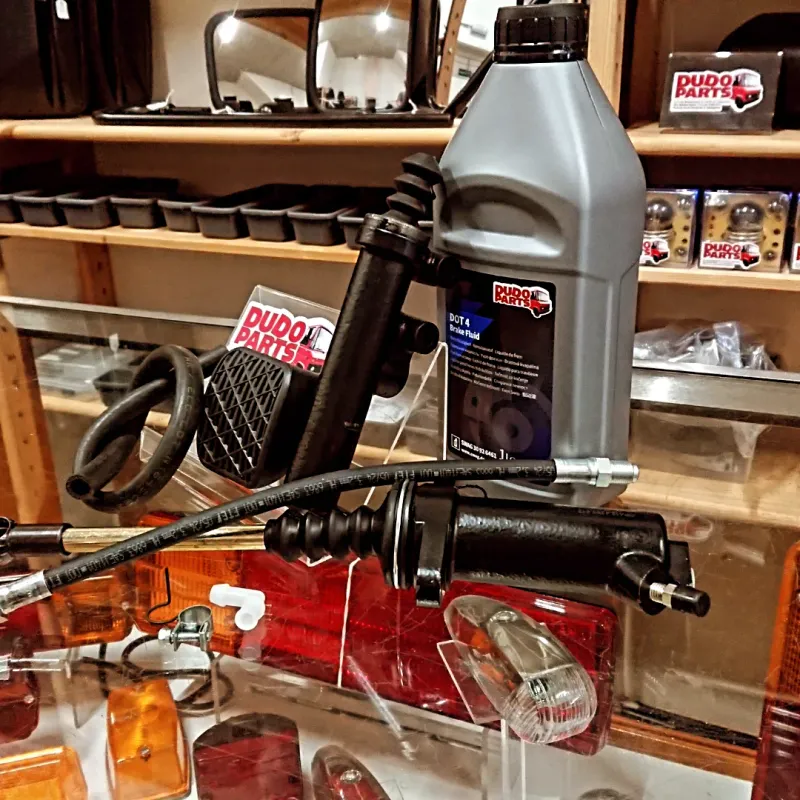 Clutch cylinders replacement SET