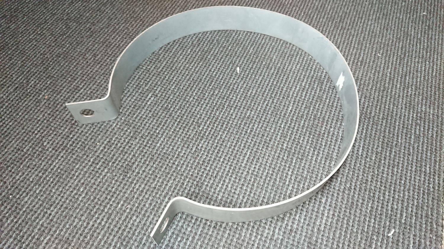 #028 Holder Clamp for exhaust muffler to Damping rubber