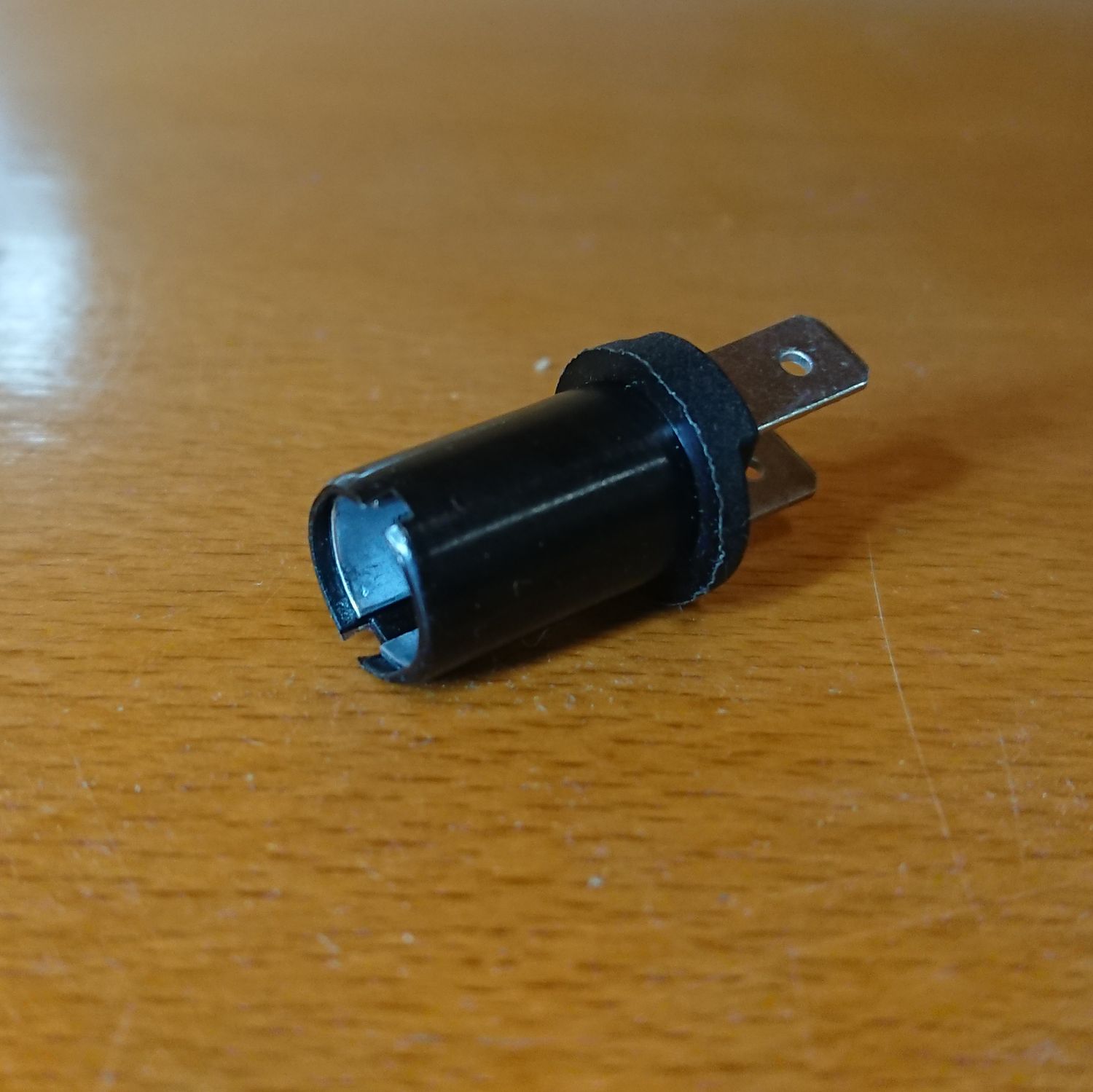 #717 Dashboard Warning Symbol lamp socket