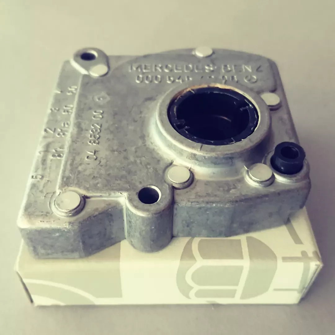 #146 Declutching-Start / Back-Up-Light Switch OM352 613D
