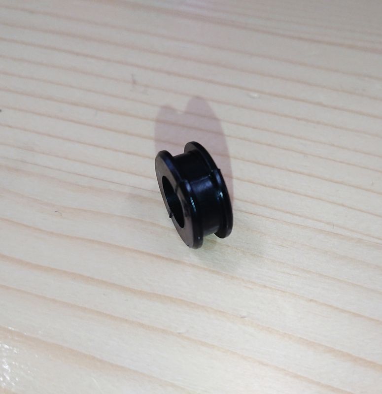 14mm Rubber Shift lever bearing / bushing on side of gearbox