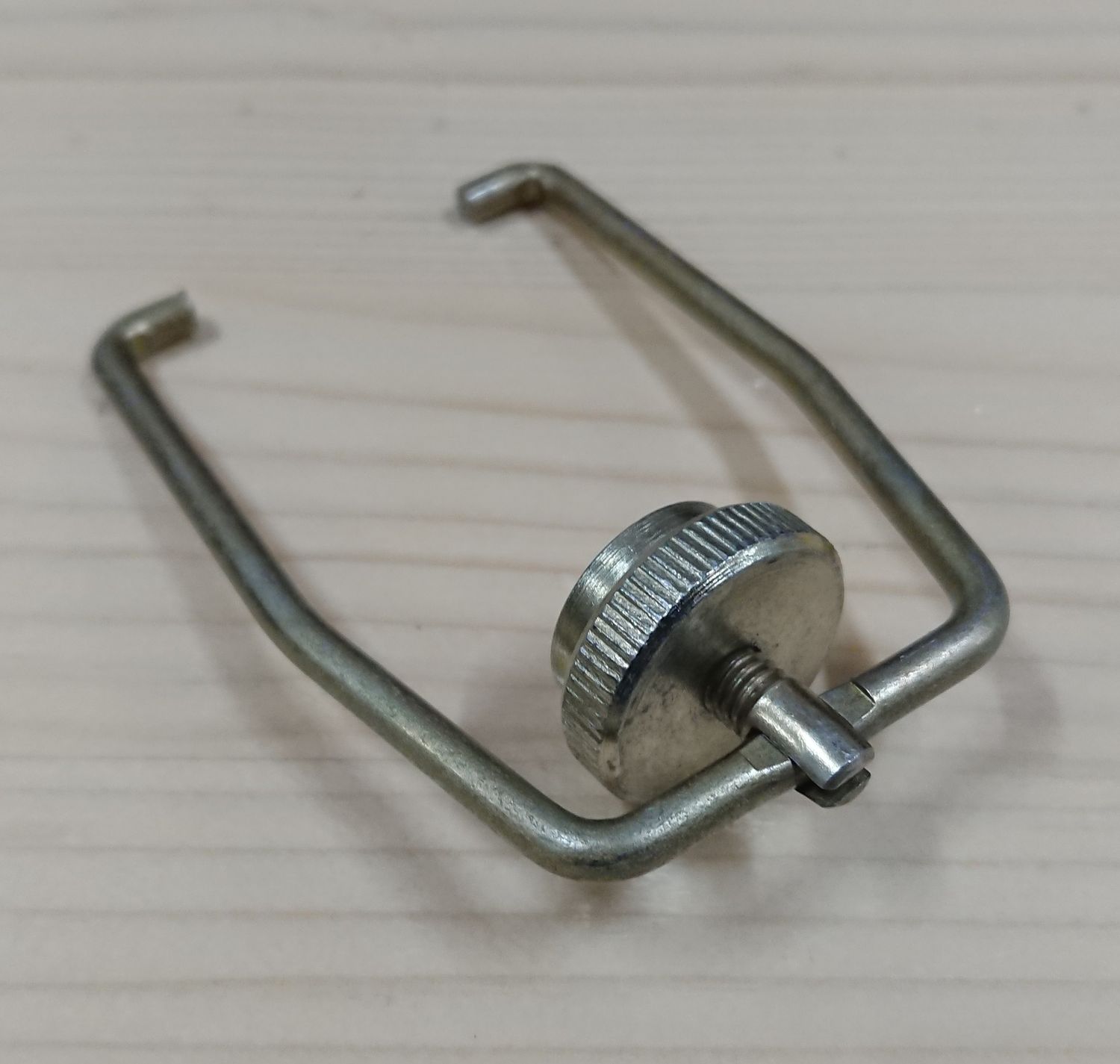 #115 Tension bracket Set for Fuel Filter on OM314 &amp; OM352
