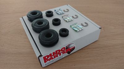 Clip &amp; Bushing for Shift lever on side of gearbox, SET-B