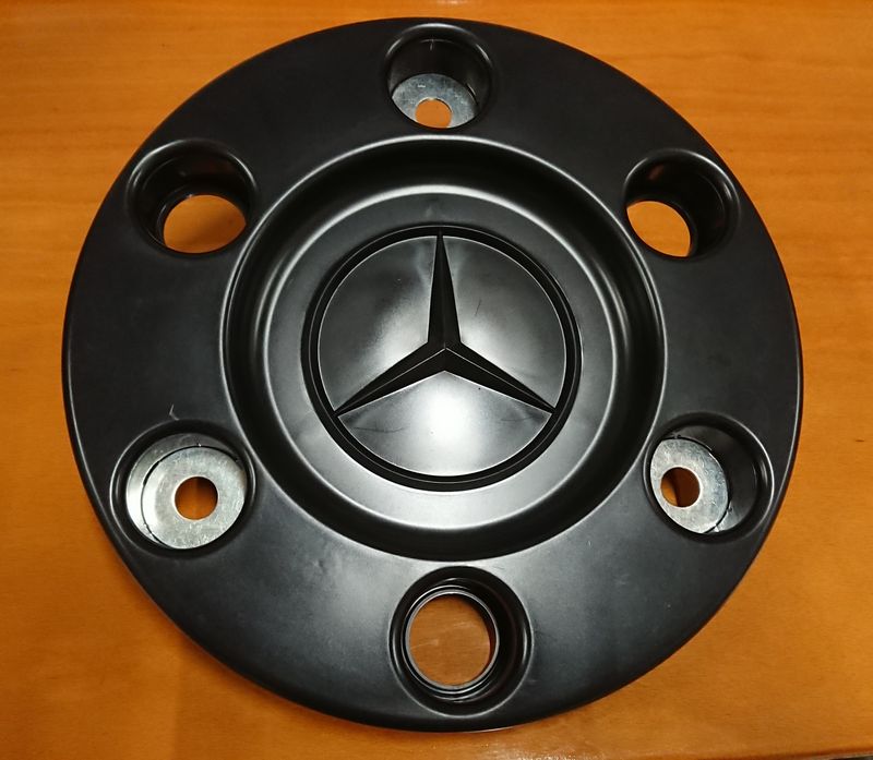 #026 Front wheel hubcab / nut protection ring for 17.5 inch ( 613D ) front rim