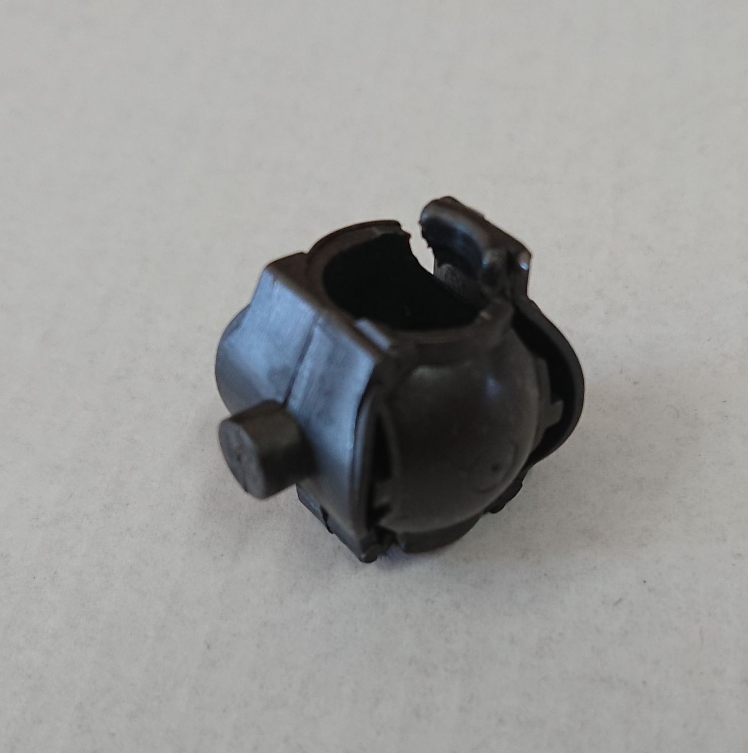 #019 Connector / Ball / Joint for accelerator pedal rod