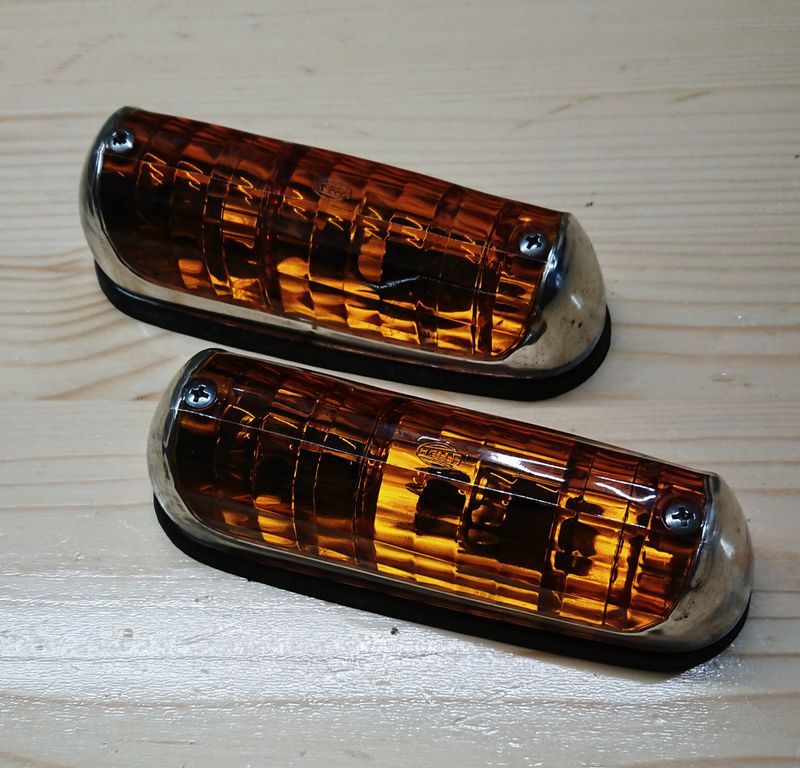 Turn signal SET, as used on first generation Fire Trucks, Original Hella