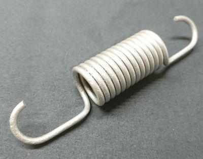 #006 Brake Shoe Spring 'SHORT'