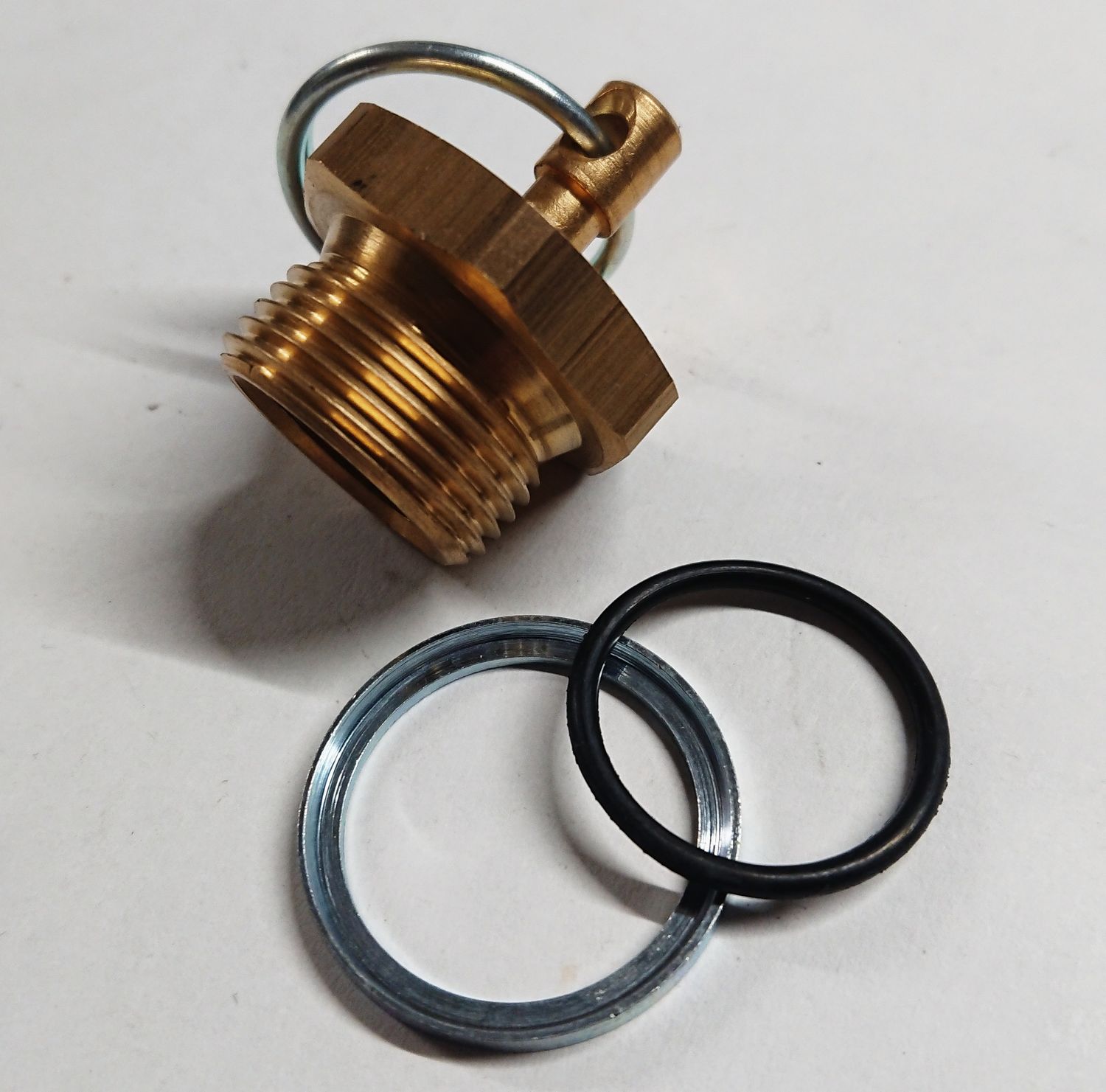 #624 Water Drain Valve &amp; Seal for air assist brake system