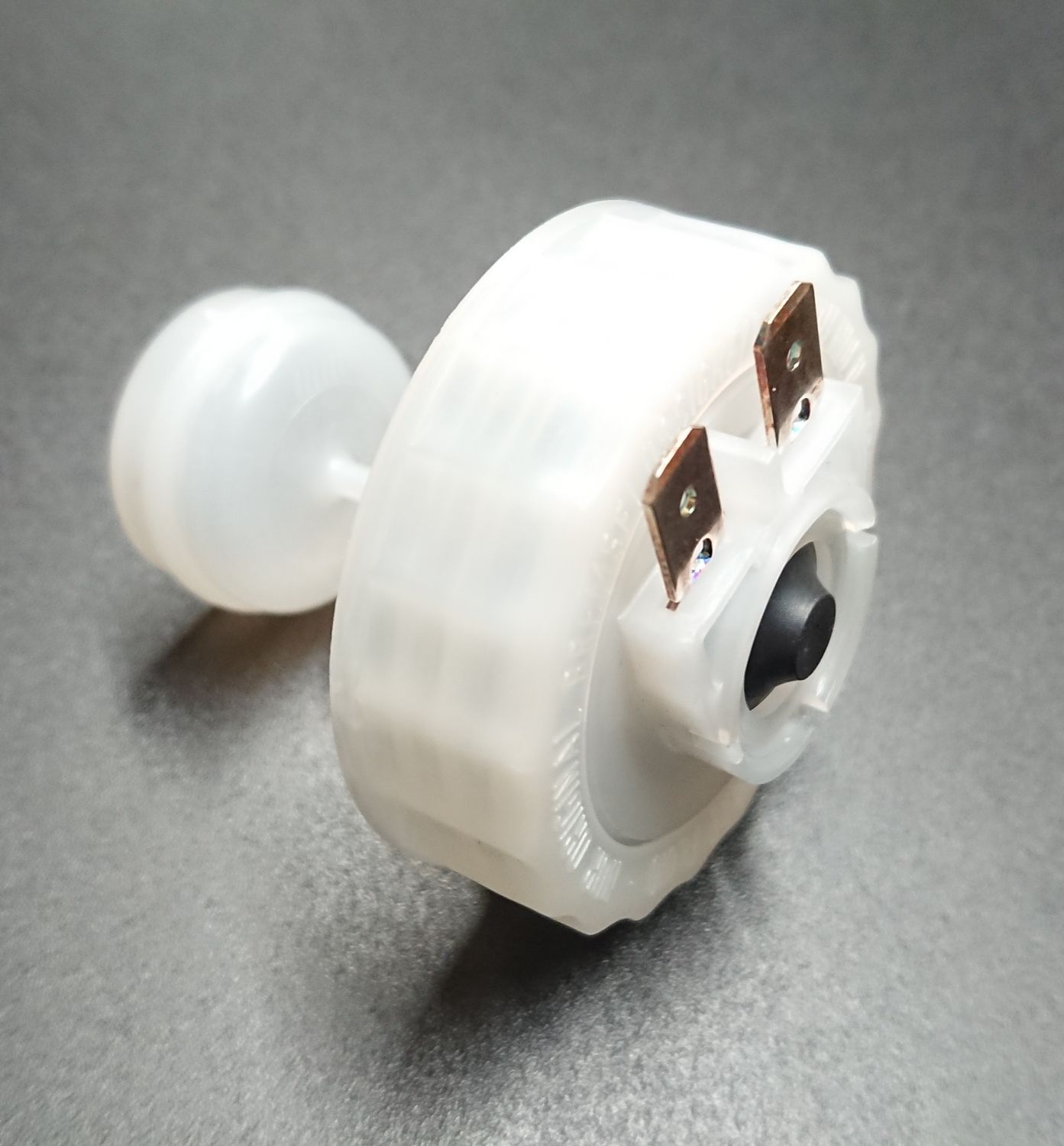 #210 Screw cap with sensor / float for brake / clutch fluid reservoir