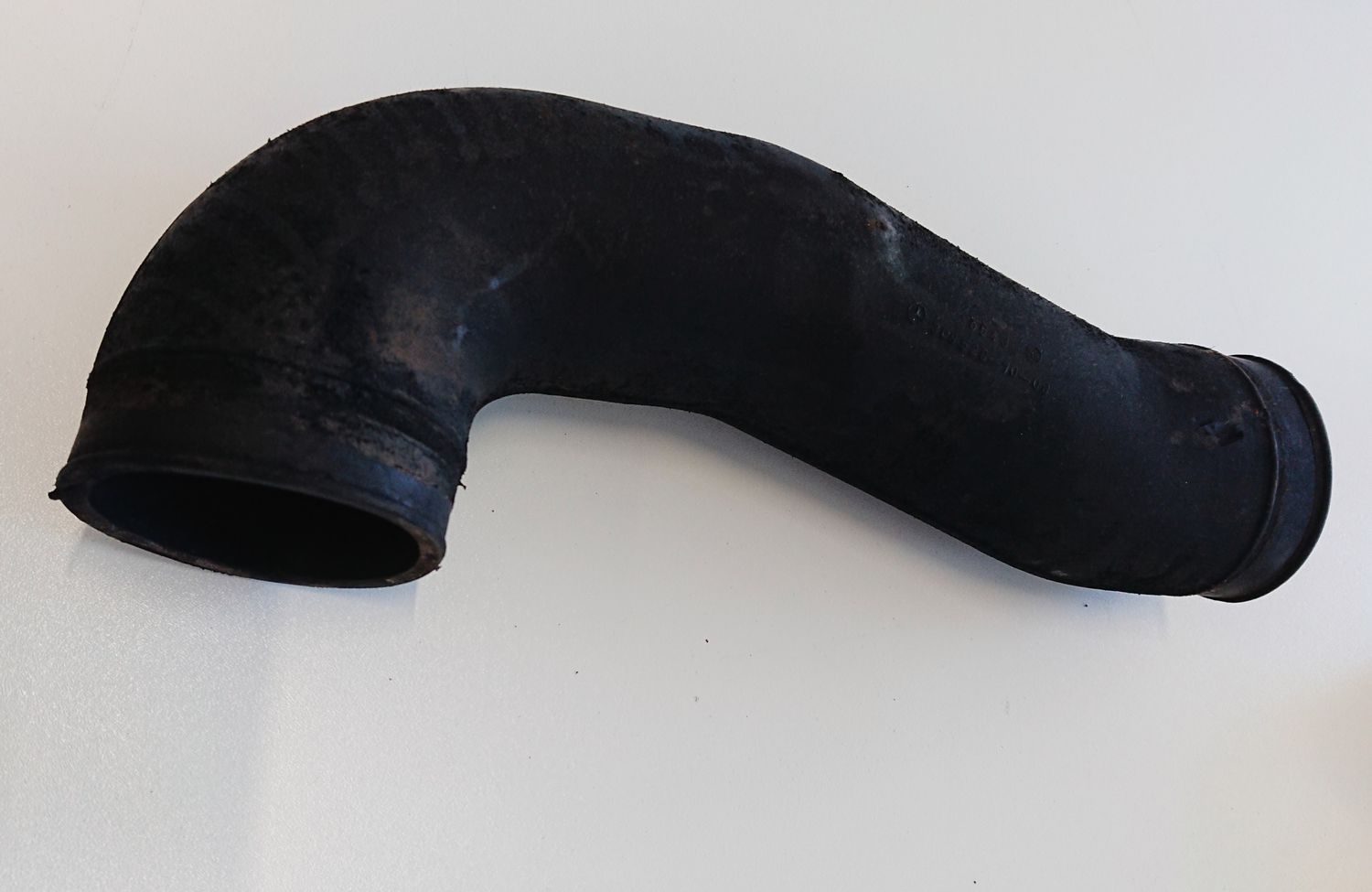 #176 Rubber Hose from Air Filter Unit Silencer to Valve cover intake 408D 508D, 608D O309 OM314, USED