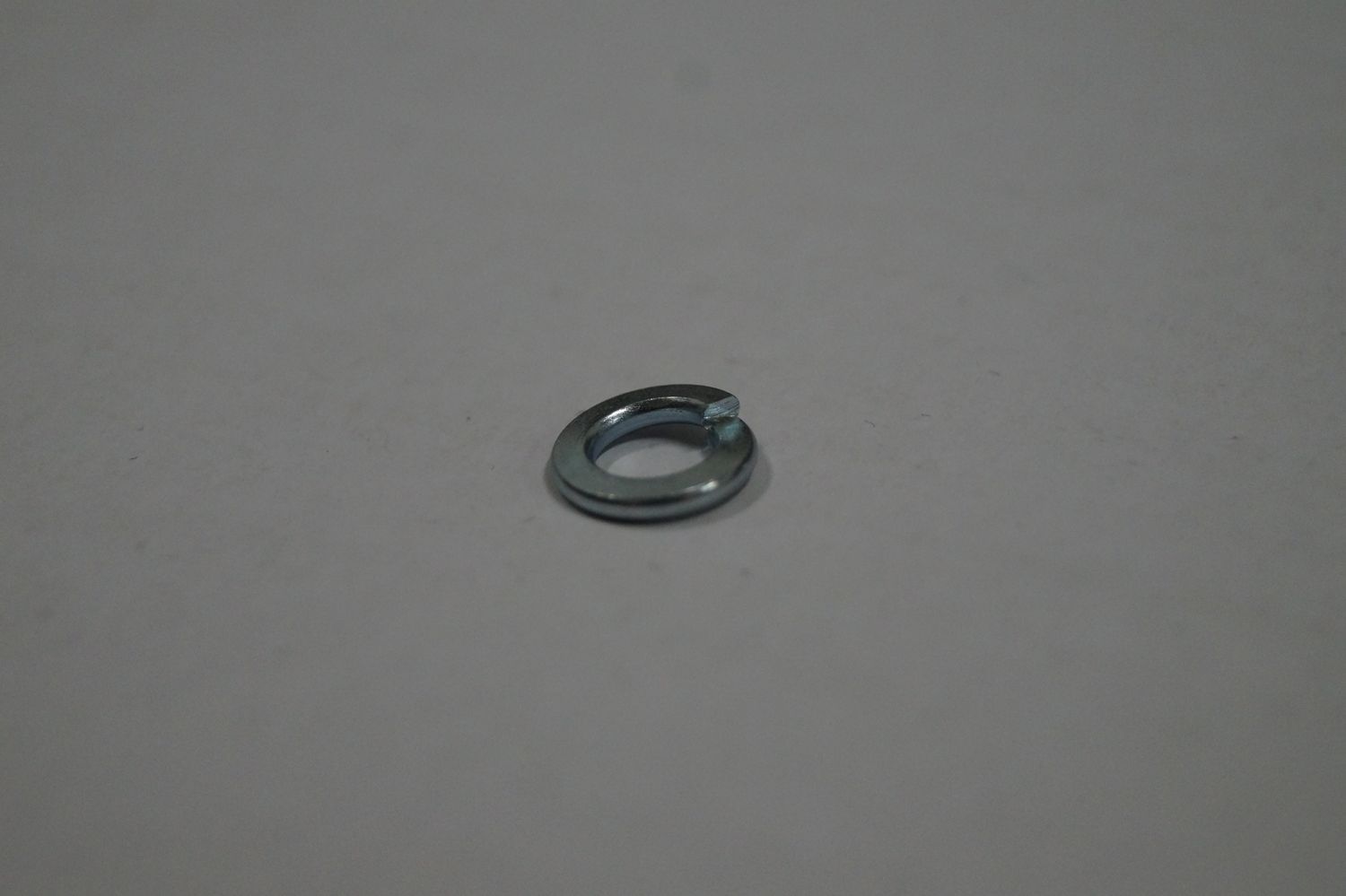 #044 Spring lock washer for for Fan Shroud on Radiator Cooler