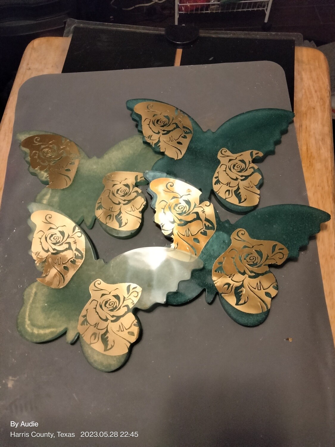 Butterfly coaster set of 4 with stand